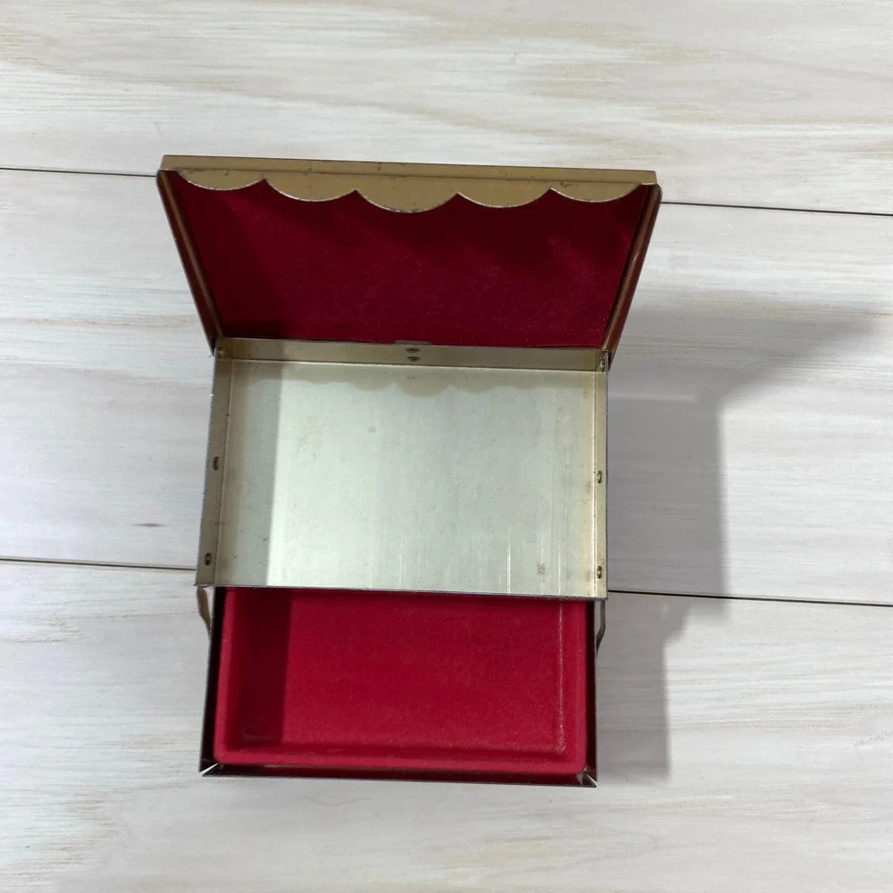 Vintage Day Dreams Handcrafted Porcelain‎ Enamel Jewelry Box Winged Woman Brass
